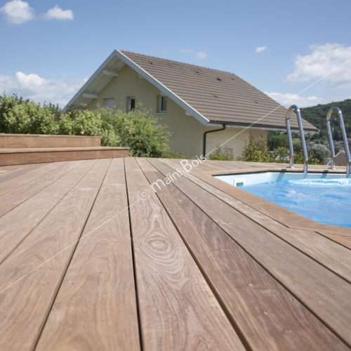 terrasse_bois_exotique_ipé_piscine_maini_bois_charpente_haute_savoie